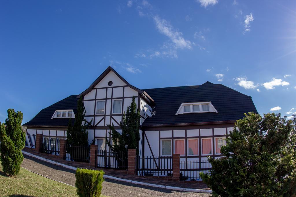 Baviera Park Hotel Teutônia Esterno foto